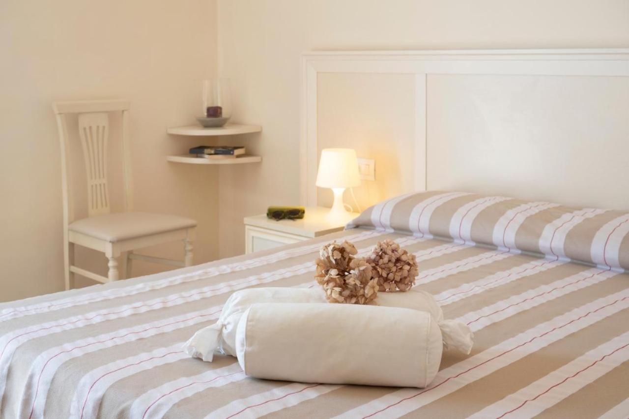 Hotel Villa Sirena Нумана Екстер'єр фото